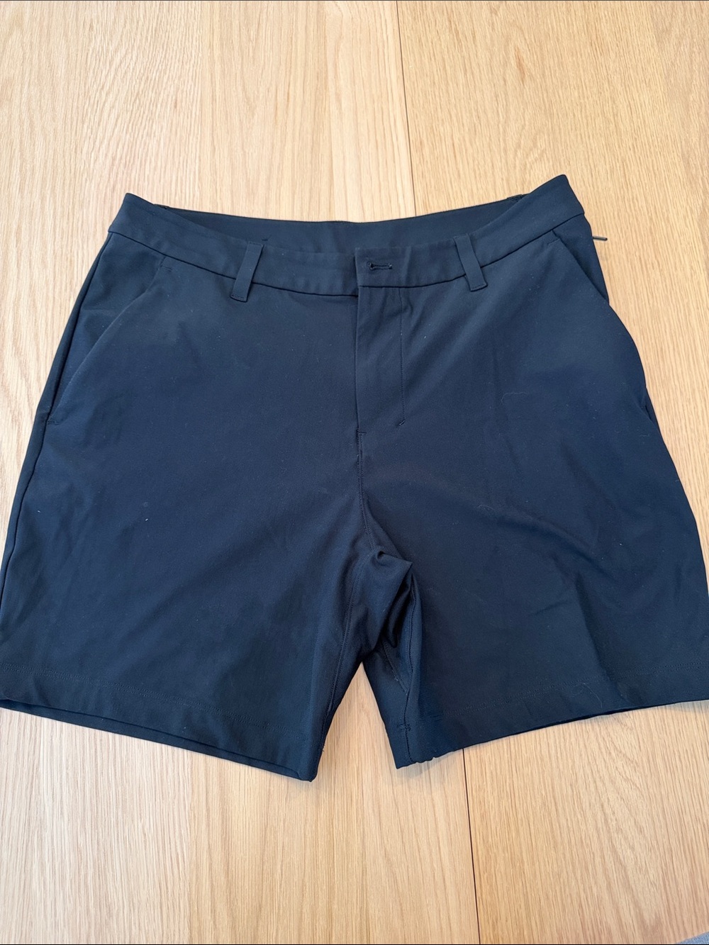 Lululemon men’s black shorts size 31